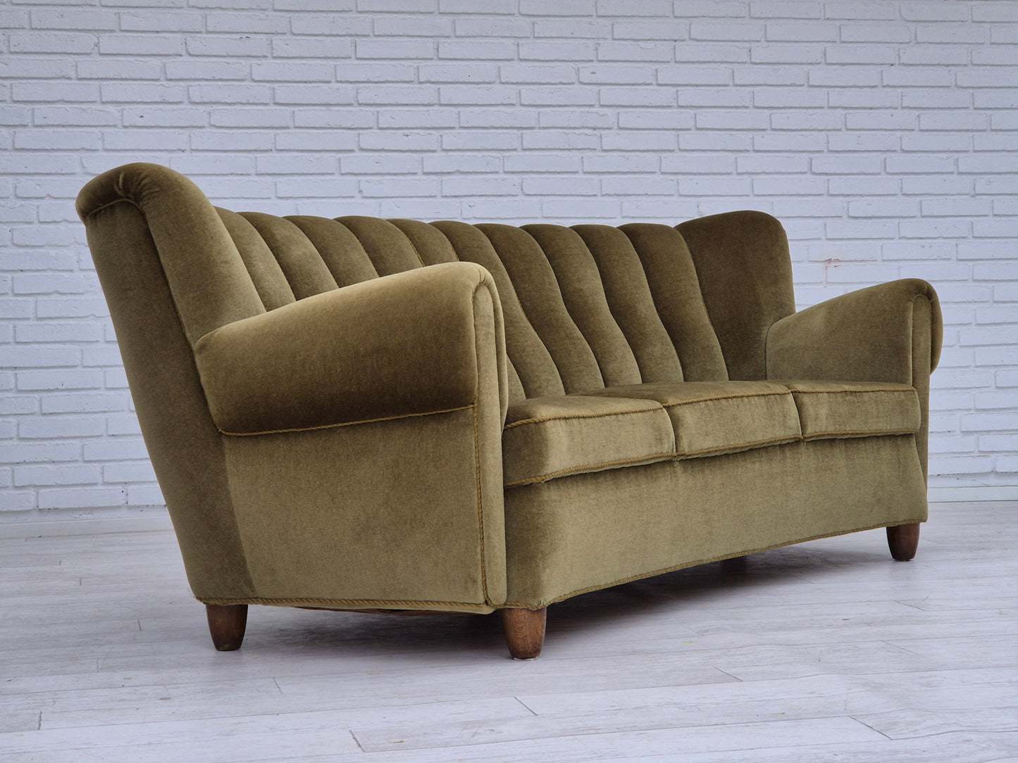 1960s, Danish 3-seater "Banana" sofa for Central Møbler Odense, original condition.