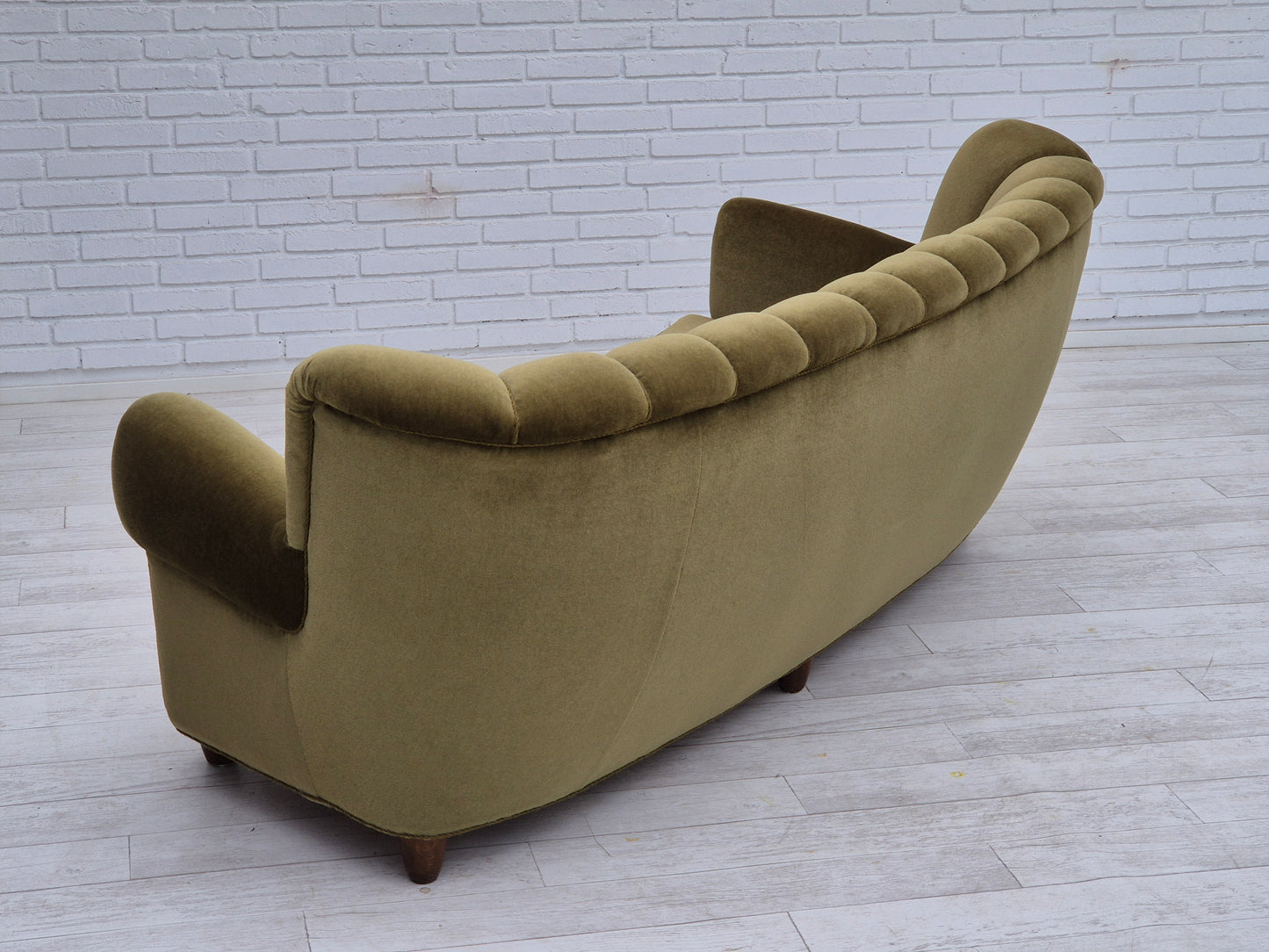 1960s, Danish 3-seater "Banana" sofa for Central Møbler Odense, original condition.