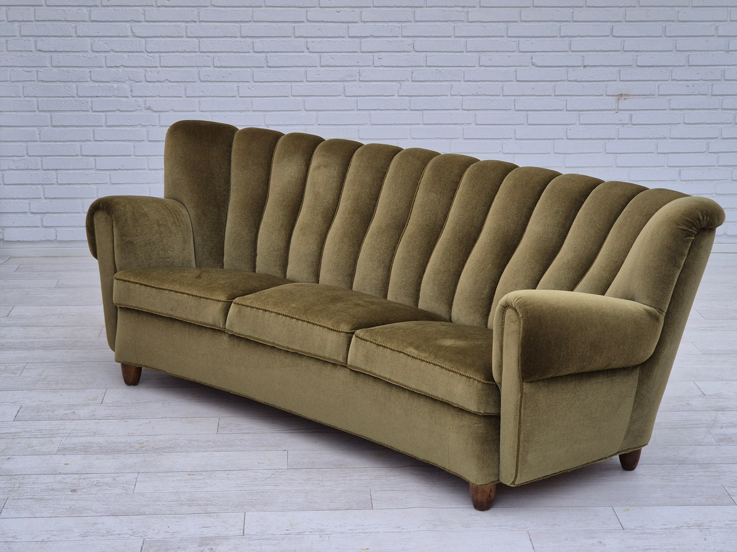 1960s, Danish 3-seater "Banana" sofa for Central Møbler Odense, original condition.