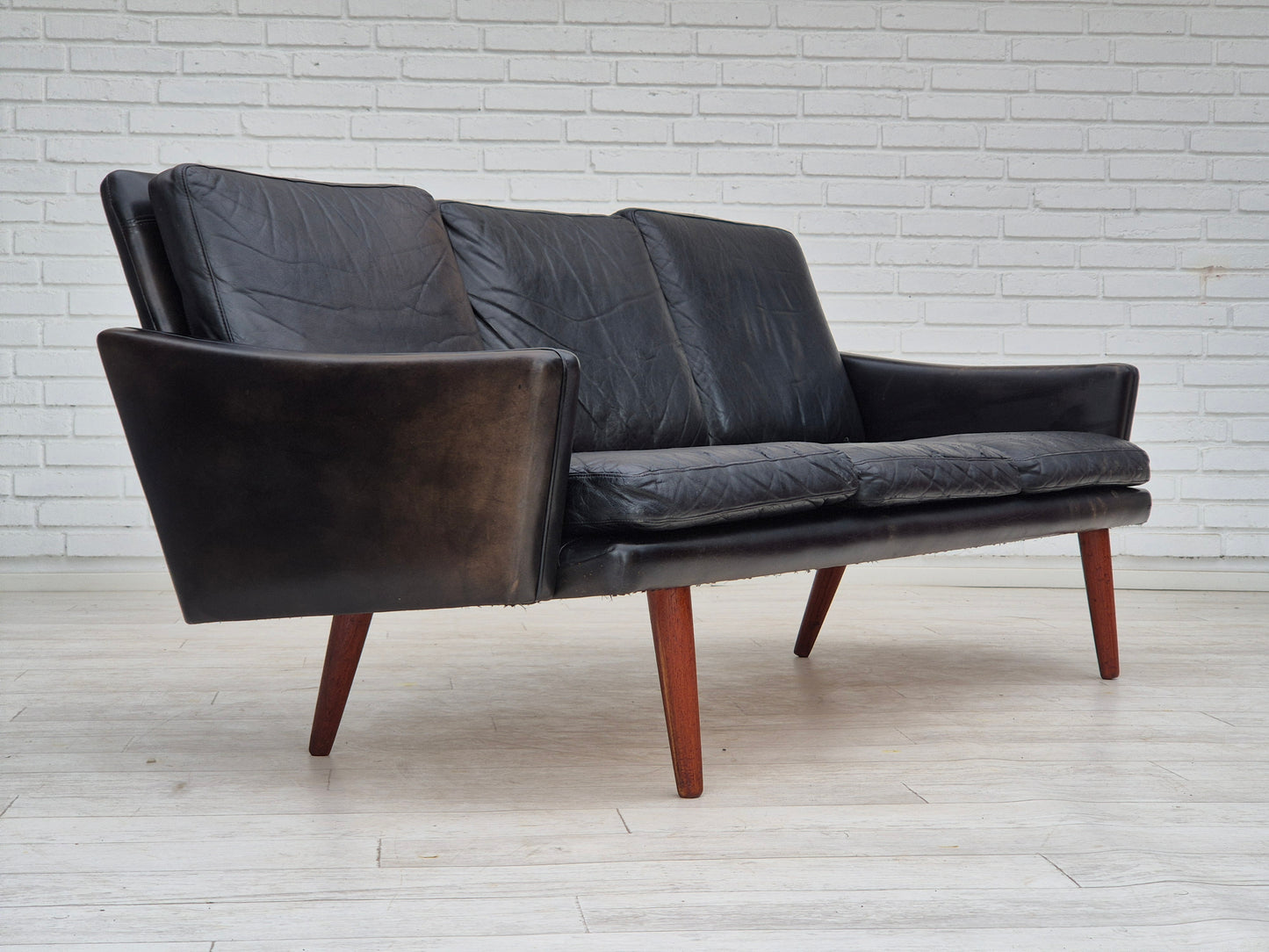 1970s, Danish design, 3 seater sofa, original condition, leather, teak wood.