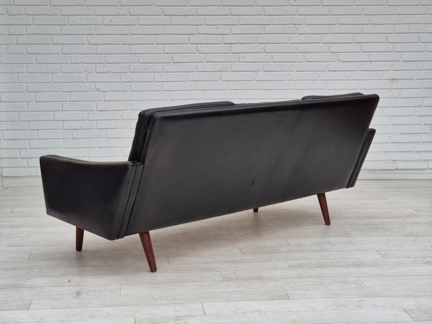 1970s, Danish design, 3 seater sofa, original condition, leather, teak wood.