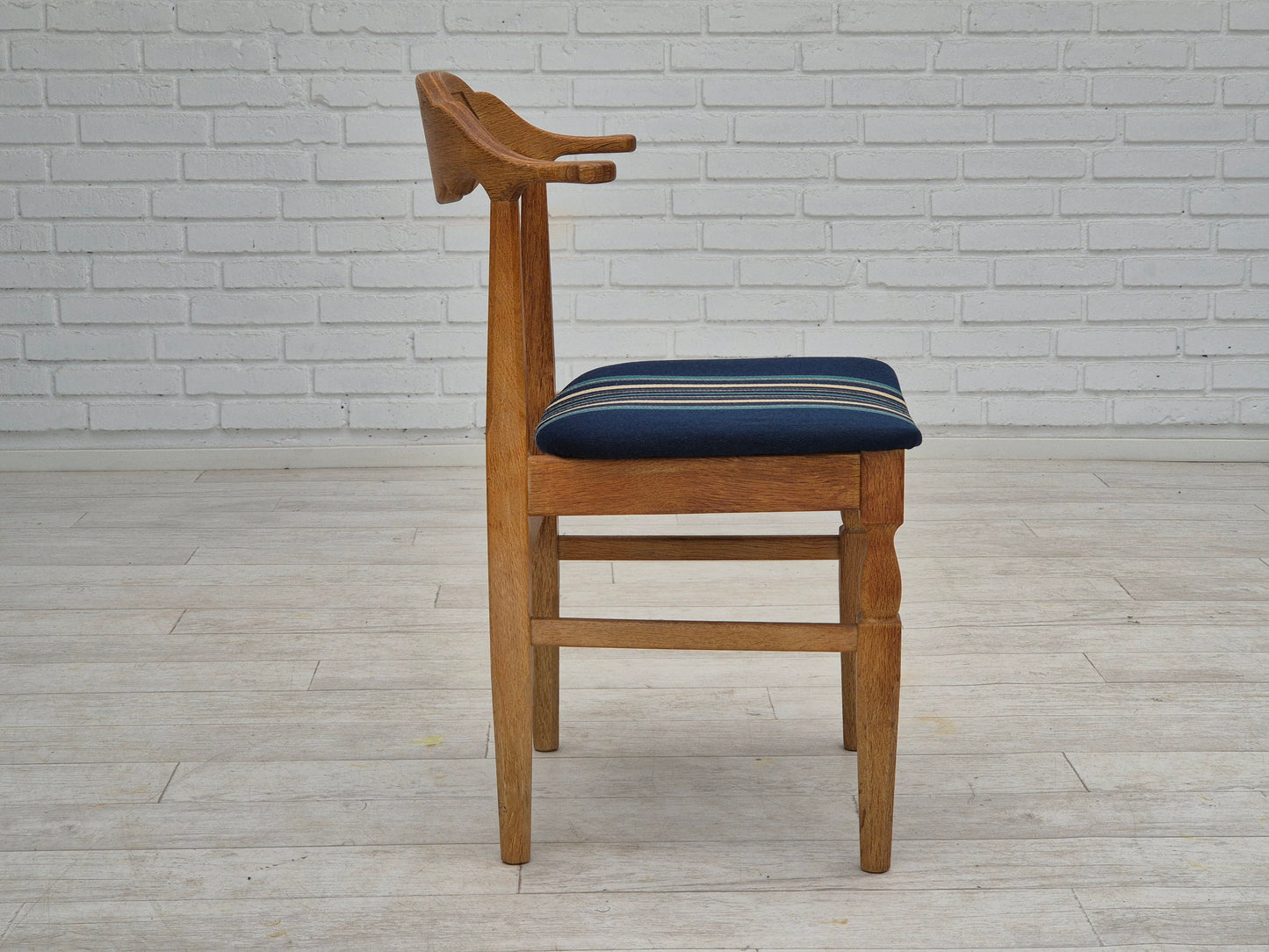 1970s, Danish design by Henning Kjærnulf for EG Kvalitetsmøbel, set of 4 dining chairs, original condition.