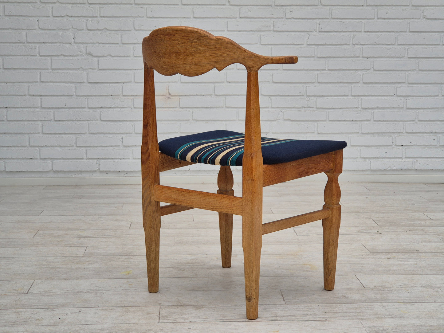 1970s, Danish design by Henning Kjærnulf for EG Kvalitetsmøbel, set of 4 dining chairs, original condition.