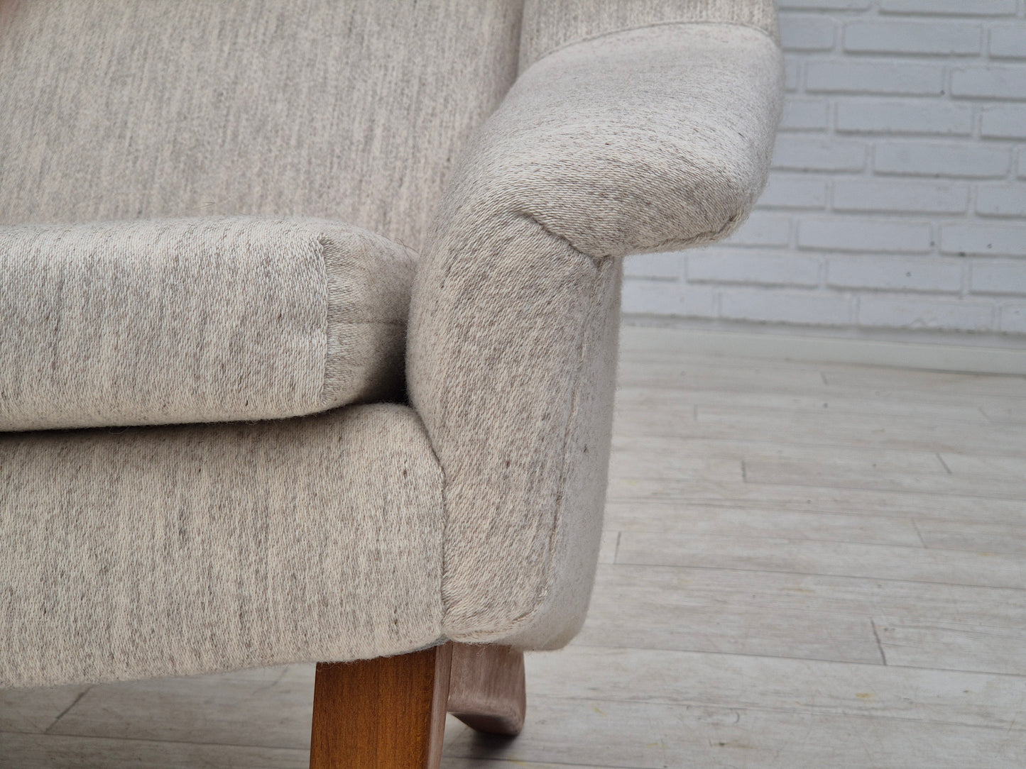 1970s, Danish design by Folke Ohlsson, chair model 4410 for Fritz Hansen, furniture wool.