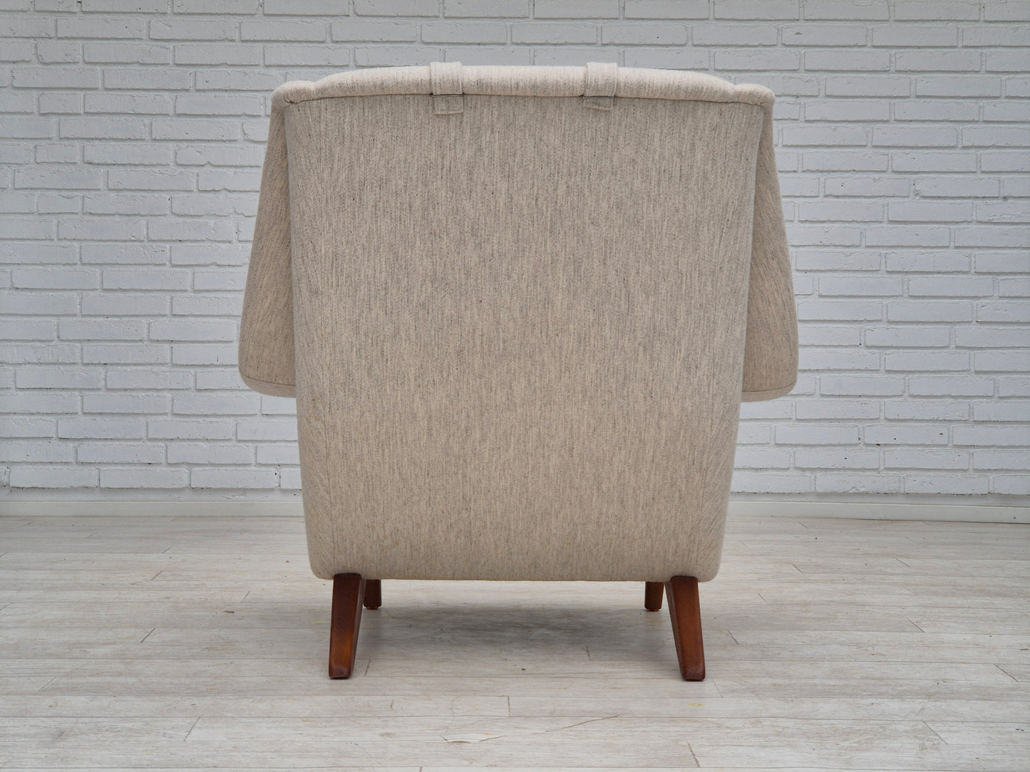 1970s, Danish design by Folke Ohlsson, chair model 4410 for Fritz Hansen, furniture wool.