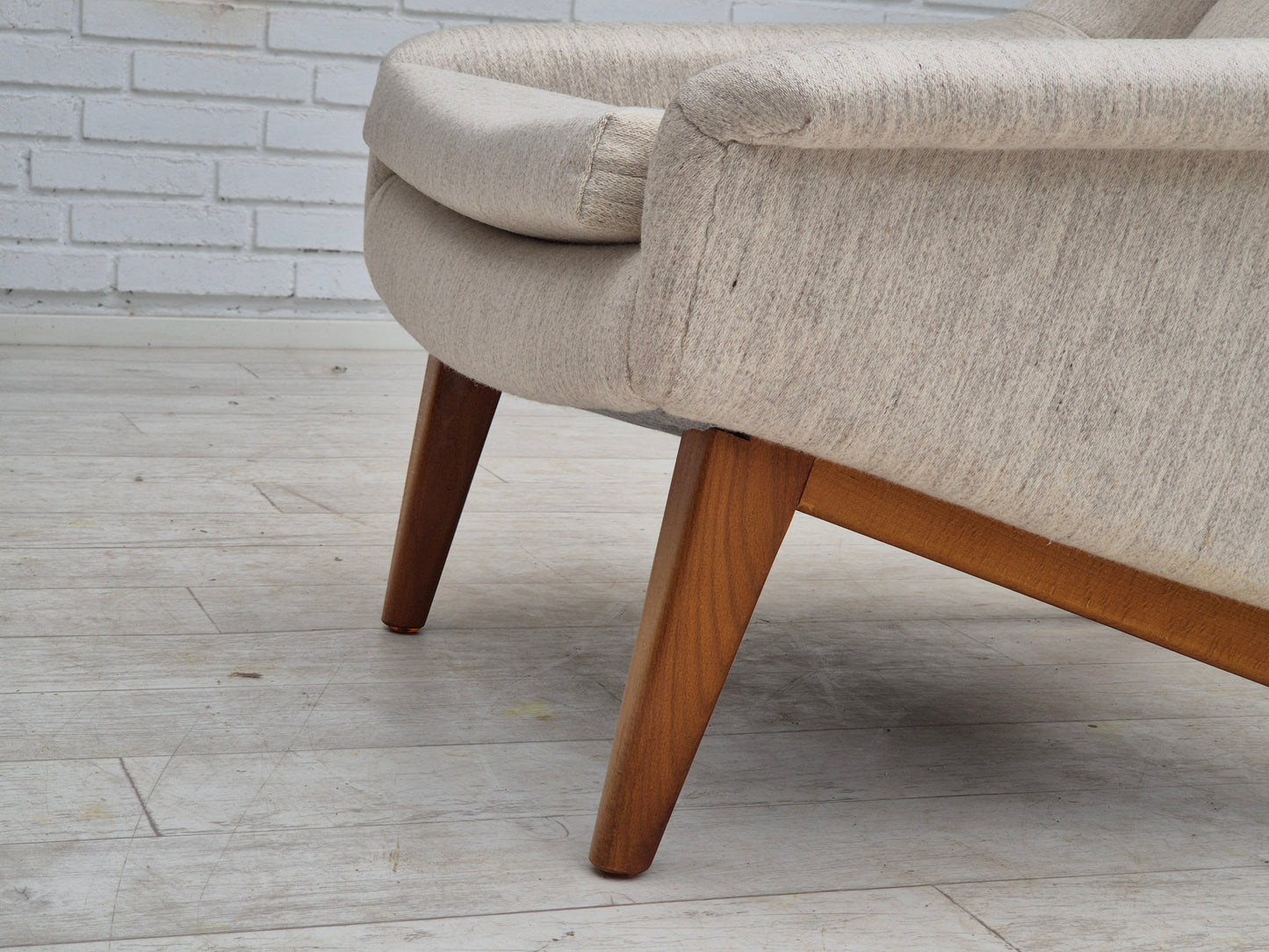 1970s, Danish design by Folke Ohlsson, chair model 4410 for Fritz Hansen, furniture wool.