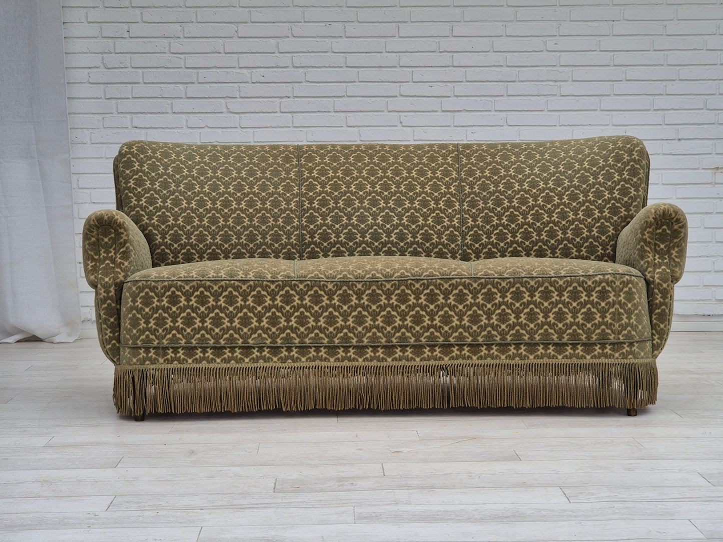 1960s, Danish "Banan" 3 seater sofa, original condition, velour.