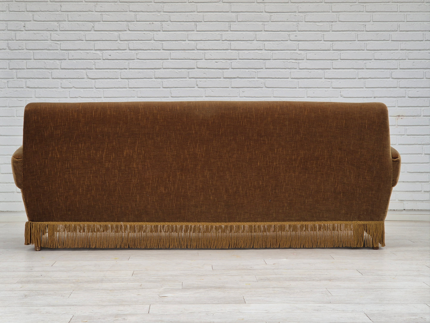 1970s, Danish 3-seater sofa by Ryesberg Møbler, original green velour.