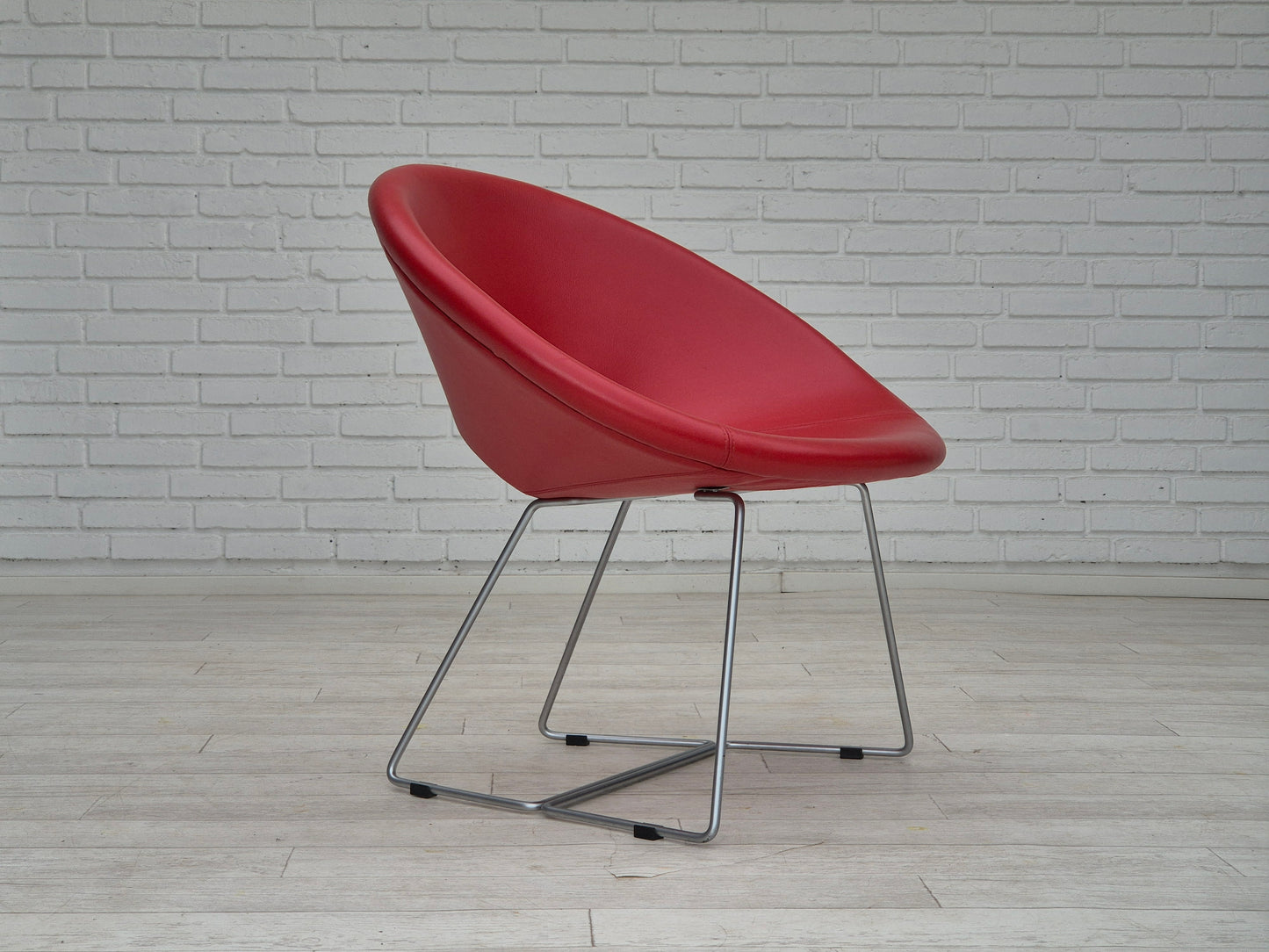 2000's, Danish design by Hee Welling for Nielaus Møbler, pair of lounge chairs model "Cone".