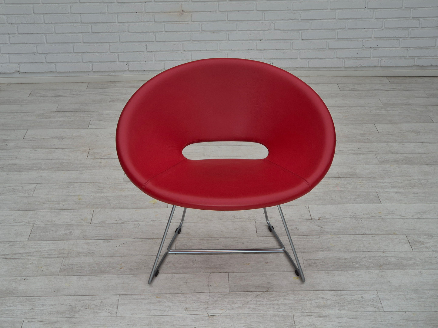 2000's, Danish design by Hee Welling for Nielaus Møbler, pair of lounge chairs model "Cone".