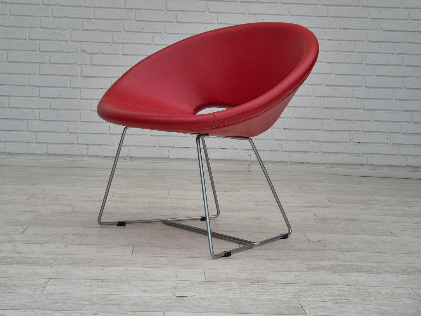 2000's, Danish design by Hee Welling for Nielaus Møbler, pair of lounge chairs model "Cone".