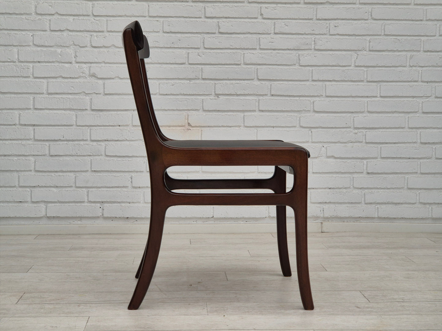 1960s, Danish design by Ole Wanscher, set of 4 dinning chairs, mahogany wood, reupholstered.