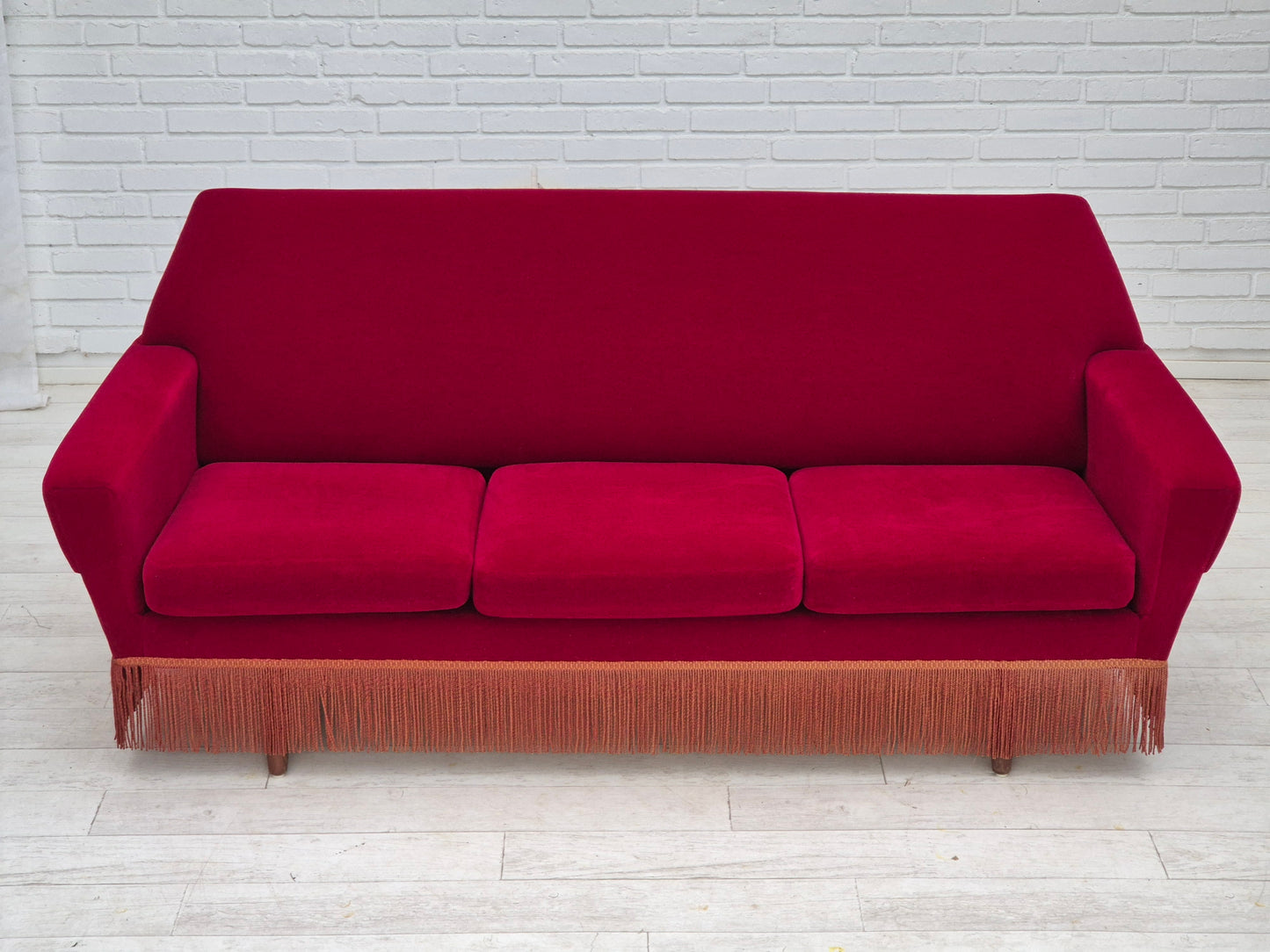 1970s, Danish 3 seater sofa by Ryesberg Møbler, original condition, velour fabric.