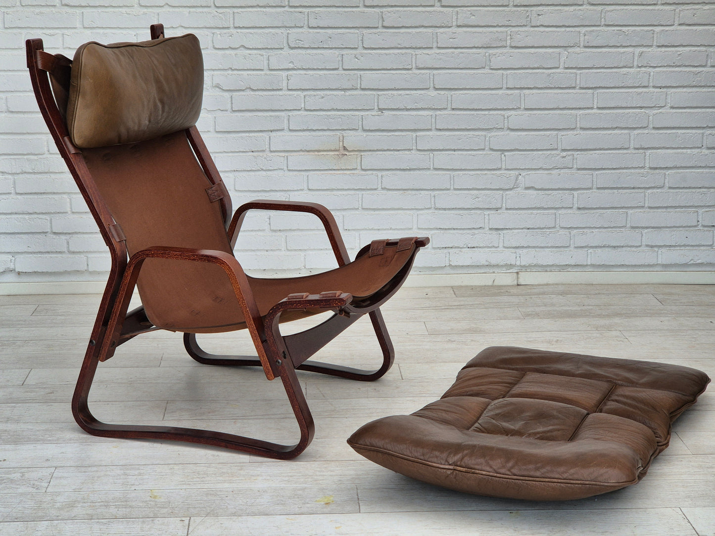 1970s, Norwegian design, lounge chair with footstool, original condition, leather.