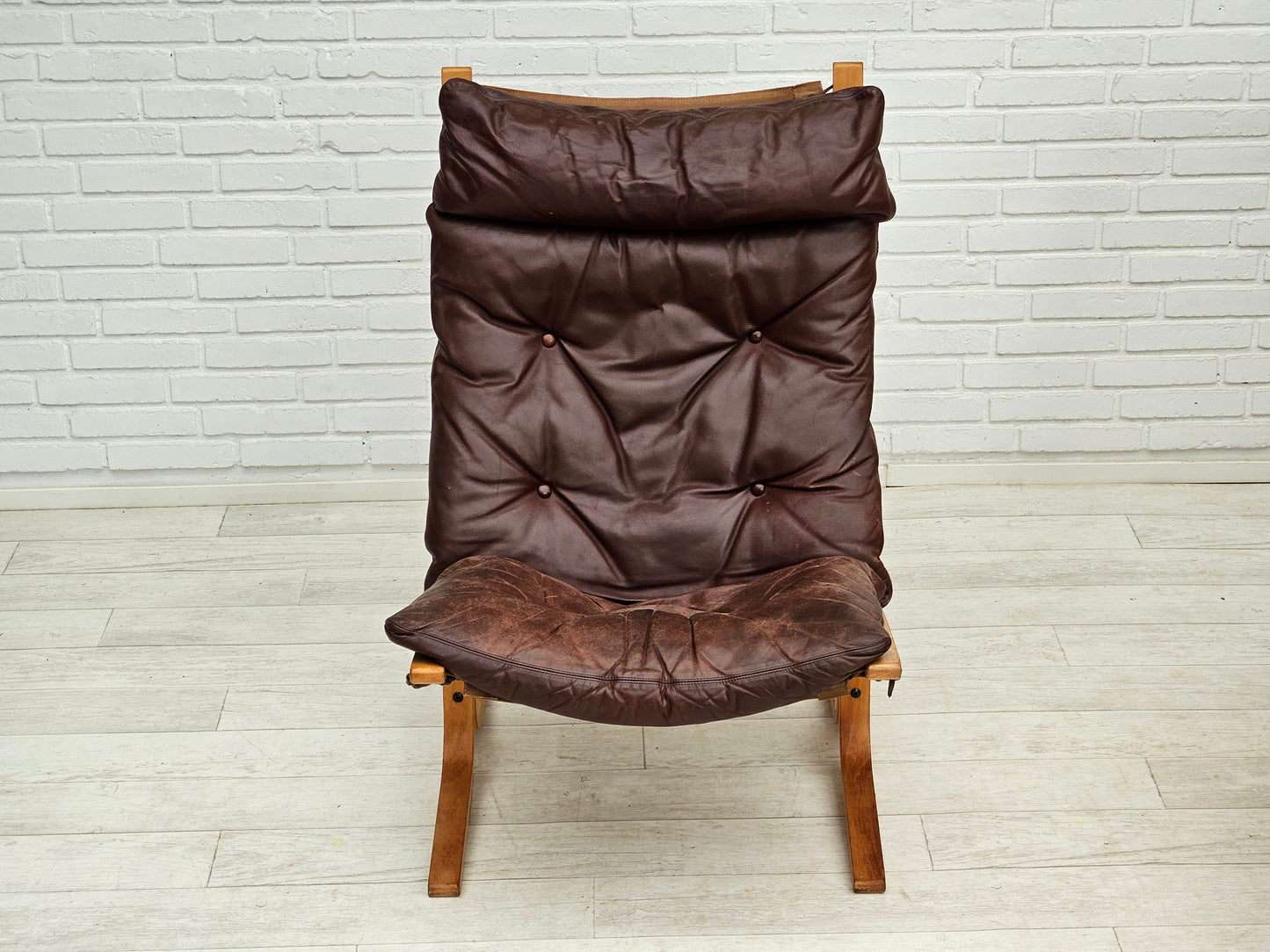 1970’s, Norwegian design, "Siesta" lounge chair by Ingmar Relling, leather, bentwood.