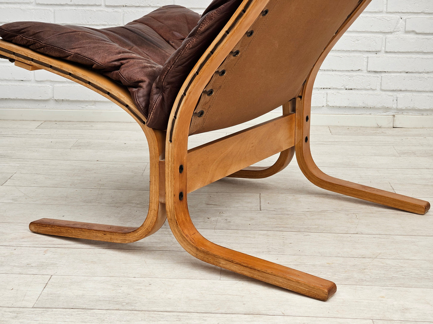 1970’s, Norwegian design, "Siesta" lounge chair by Ingmar Relling, leather, bentwood.