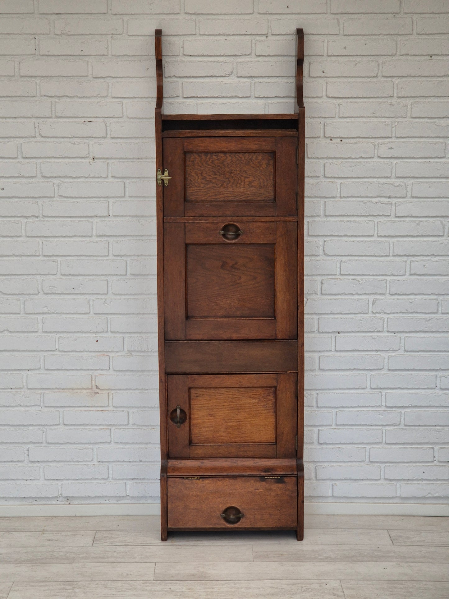 1950s, Scandinavian design, wall cabinet, original good condition, oak wood.