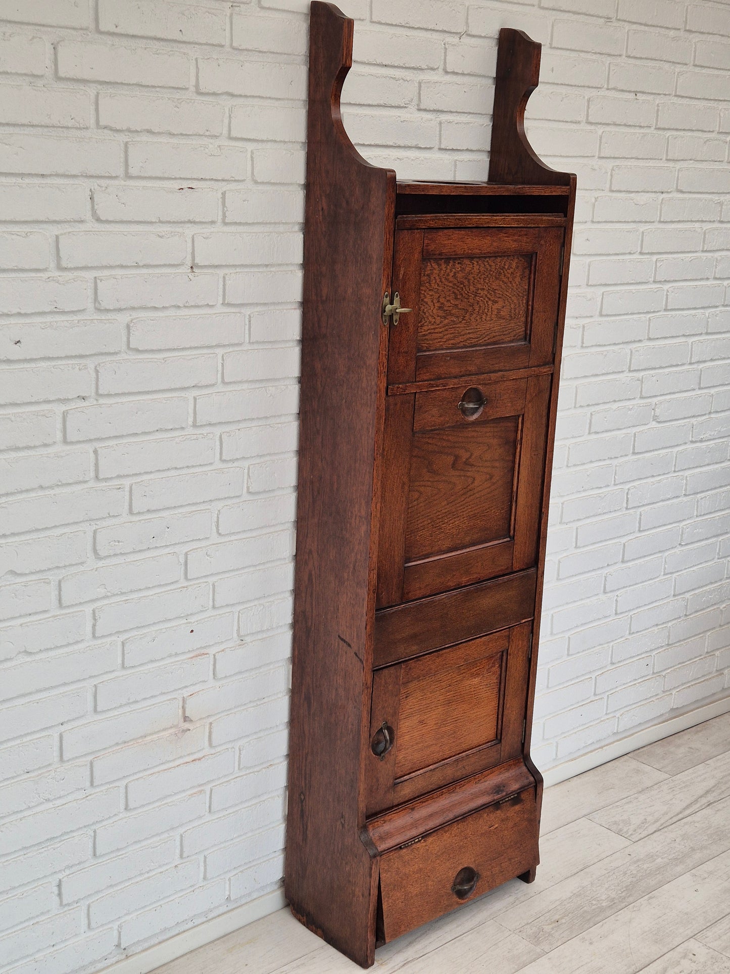 1950s, Scandinavian design, wall cabinet, original good condition, oak wood.