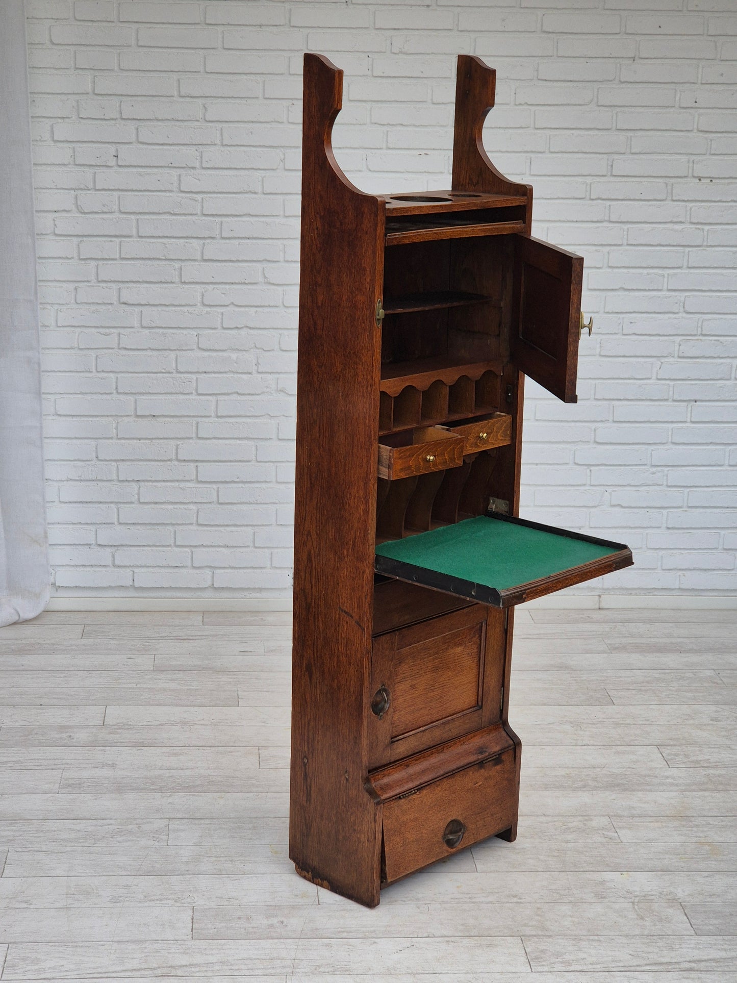 1950s, Scandinavian design, wall cabinet, original good condition, oak wood.