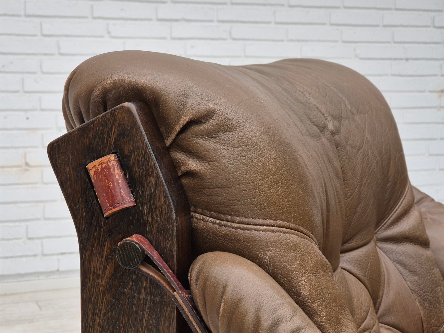 1970s, Scandinavian design, chair in safari style, original condition, leather.