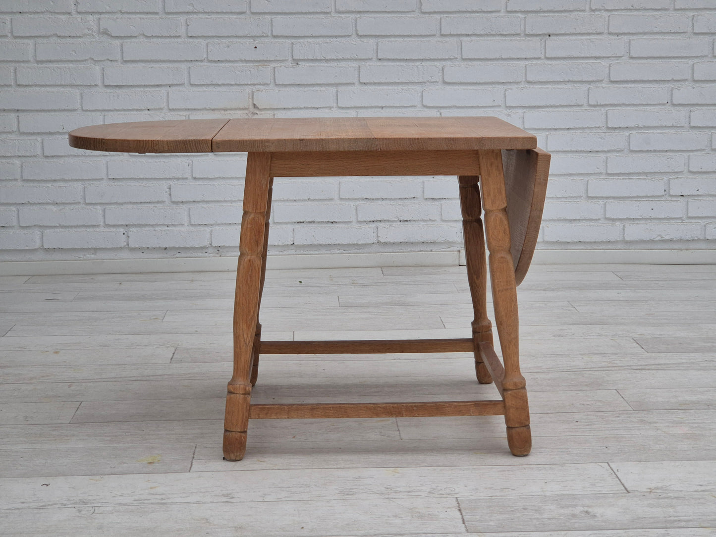 1970s, Danish foldable side table, solid oak wood, original condition.