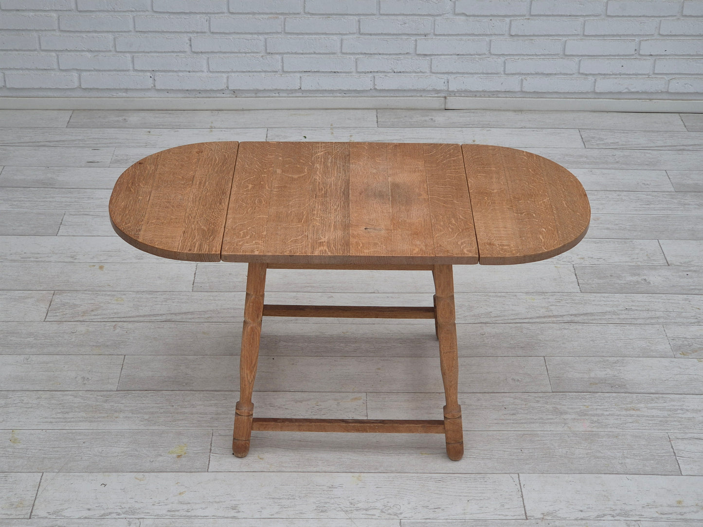 1970s, Danish foldable side table, solid oak wood, original condition.