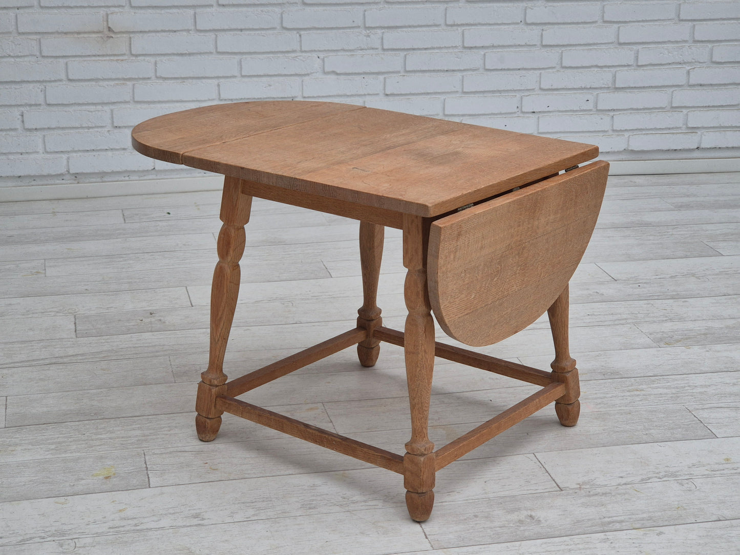 1970s, Danish foldable side table, solid oak wood, original condition.