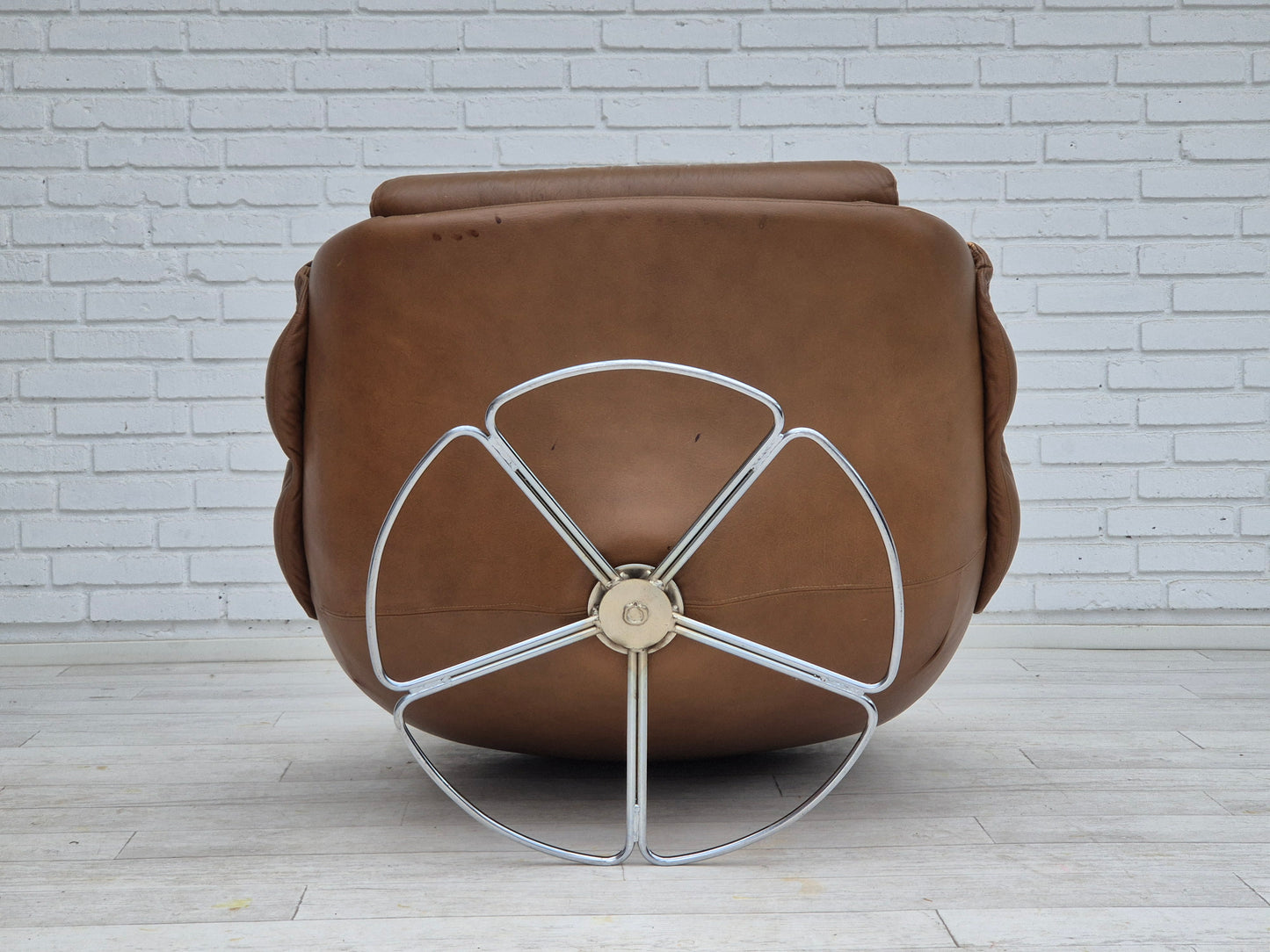 1970s, Scandinavian swivel chair, original condition, brown furniture leather.