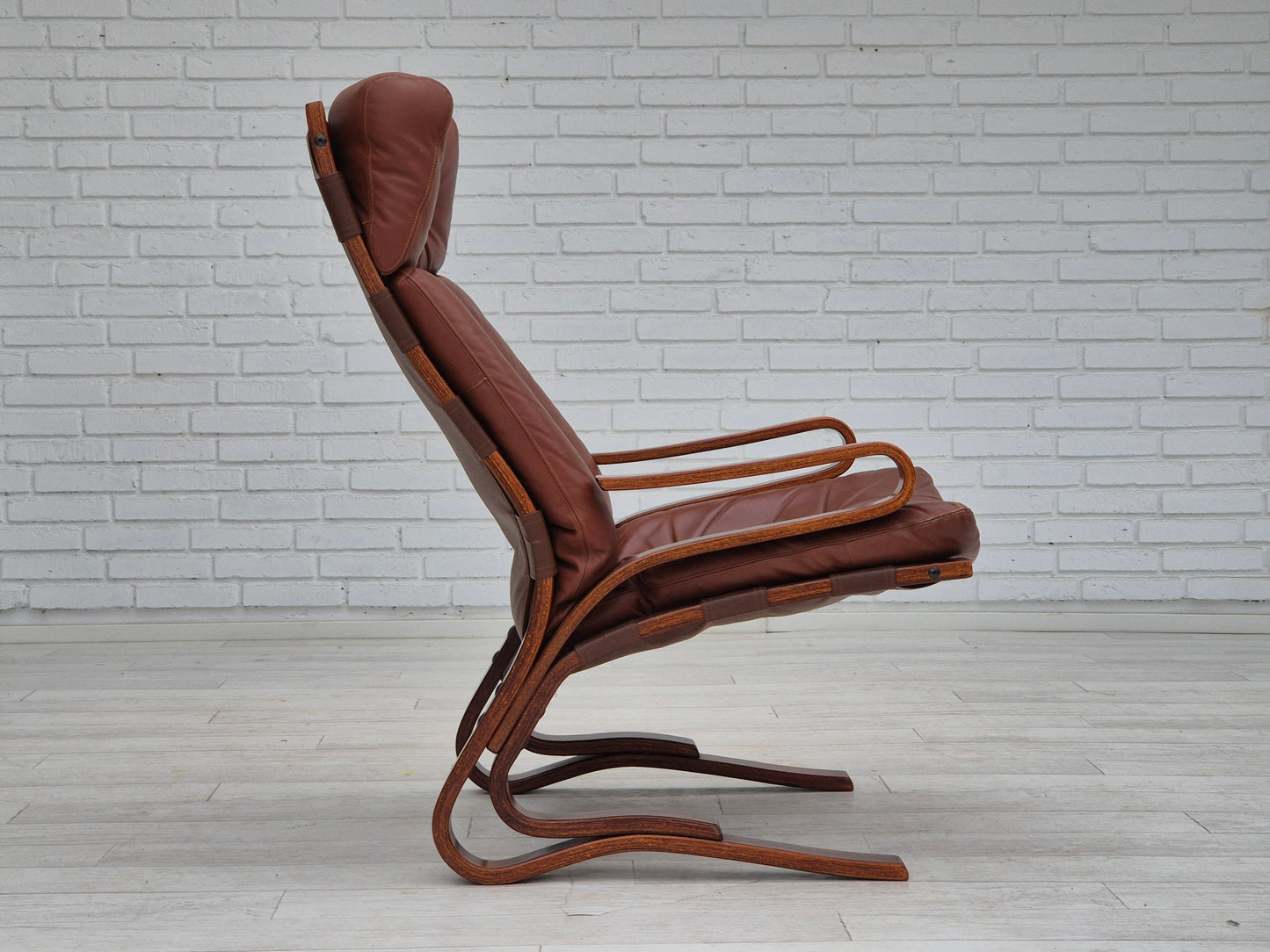 1970s, Scandinavian design, lounge chair, original condition, leather, bent wood.