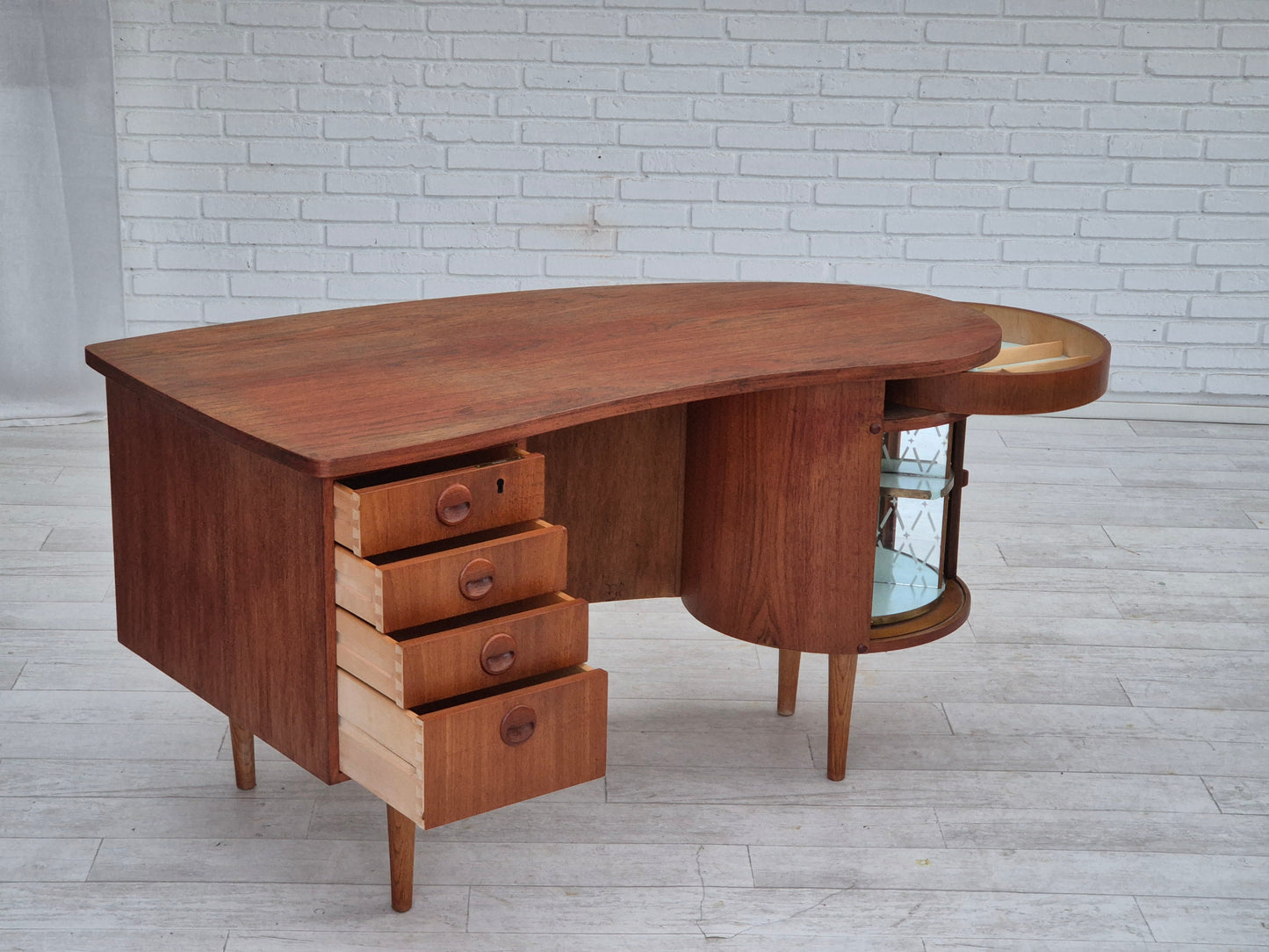 1960s, Danish design by Tibergaard Nielsen for Ikast Møbelfabrik, free standing desk with rotating bar section.