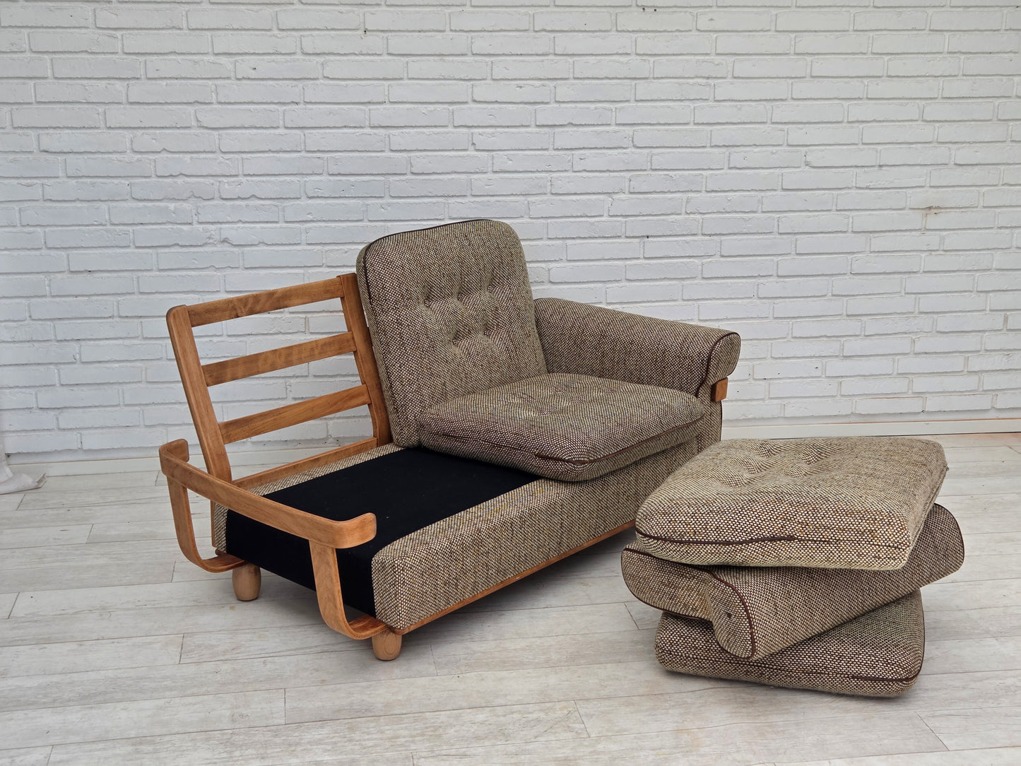 1970s, Danish 2-seater sofa, original condition, furniture wool, bentwood.
