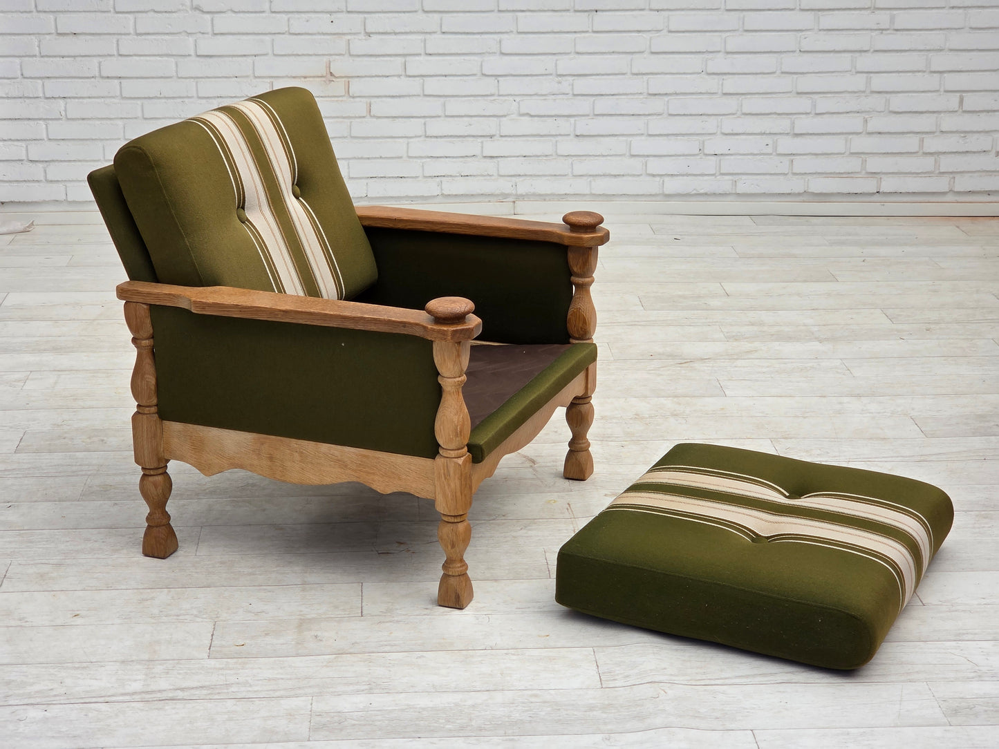 1970s, Danish armchair, original condition, furniture wool, solid oak wood.