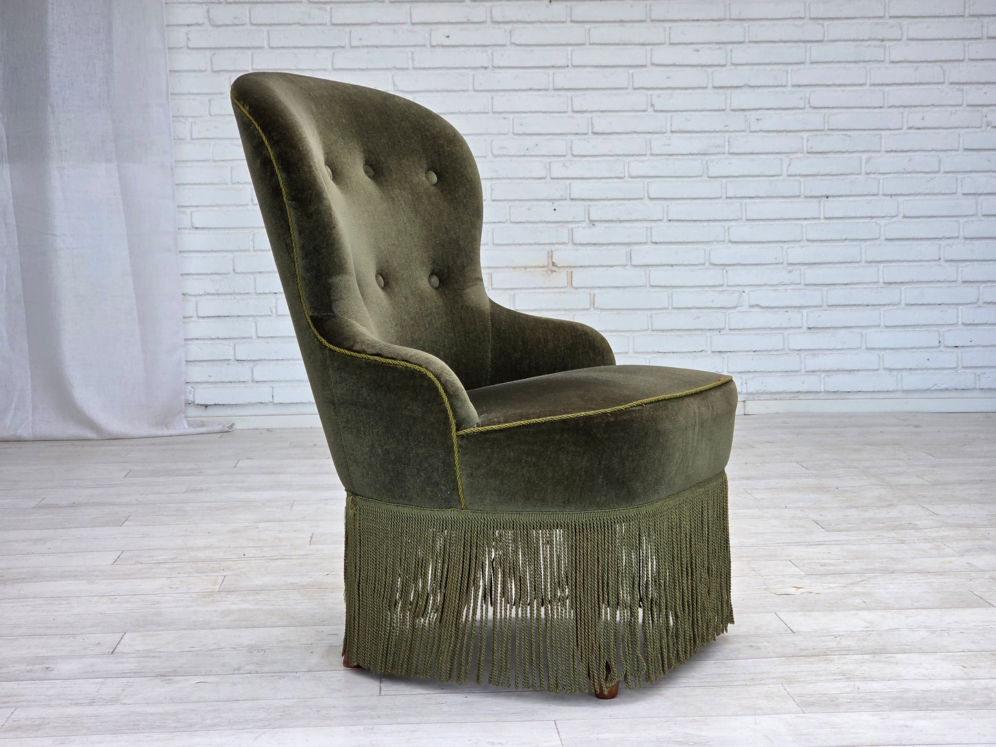 1970s, Danish side chair, green furniture velour, beech wood legs.