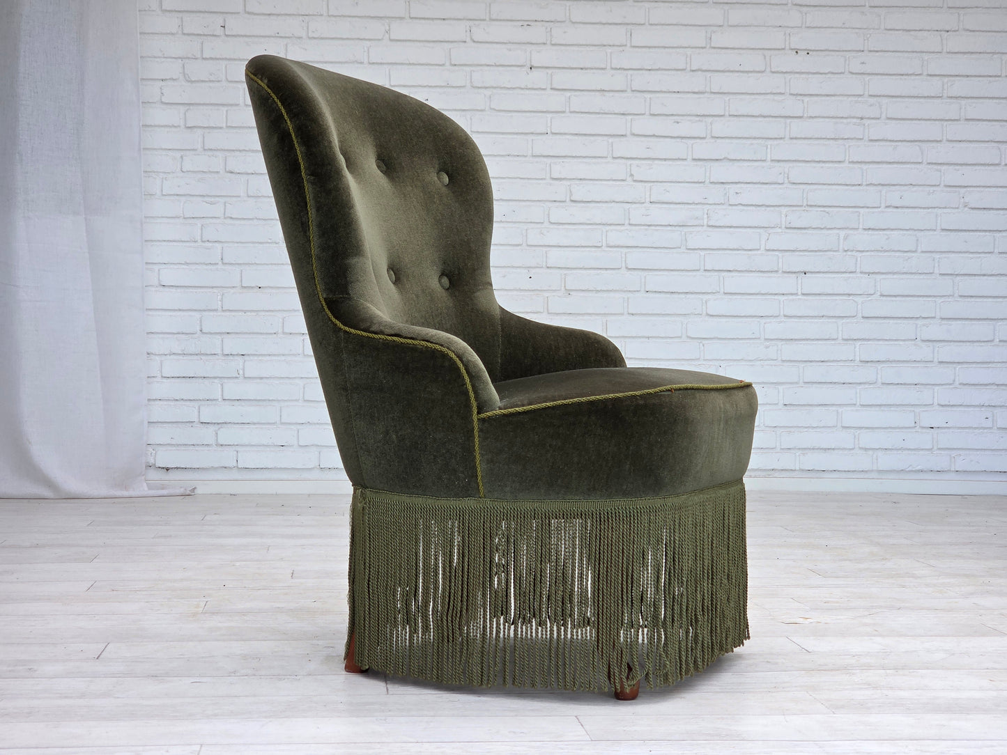 1970s, Danish side chair, green furniture velour, beech wood legs.