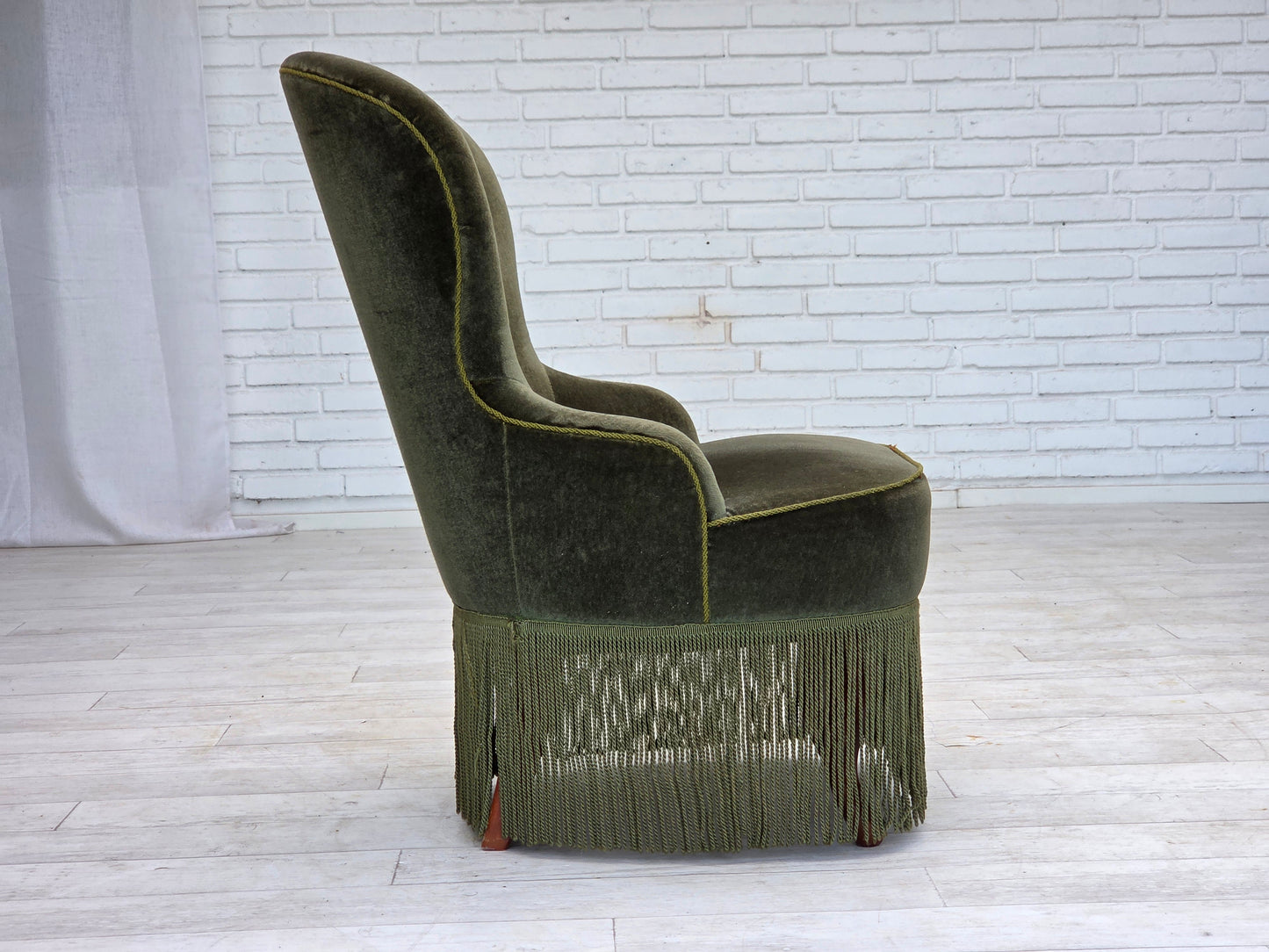 1970s, Danish side chair, green furniture velour, beech wood legs.