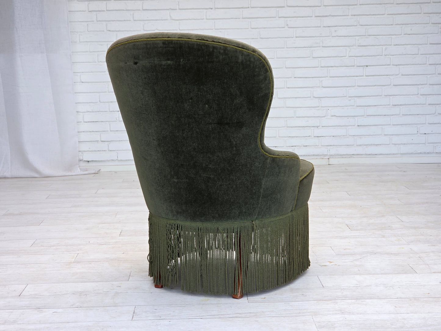 1970s, Danish side chair, green furniture velour, beech wood legs.