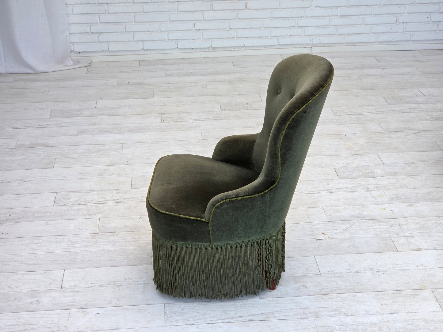 1970s, Danish side chair, green furniture velour, beech wood legs.