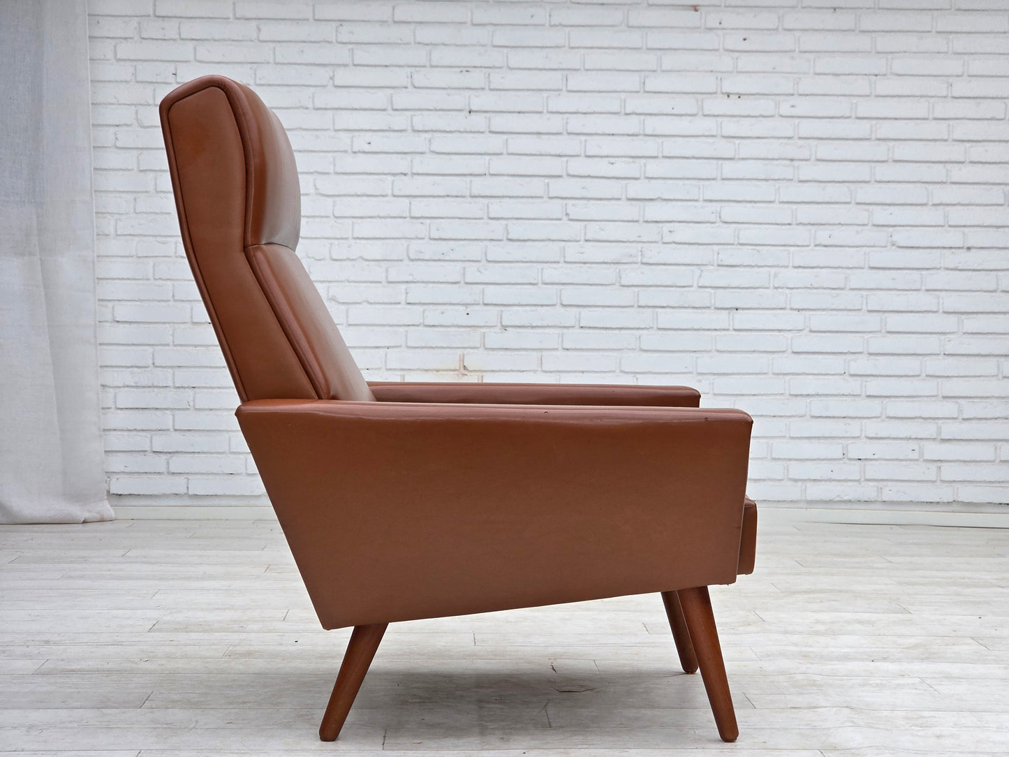 1970s, Danish highback armchair by Vejen Polstermøbelfabrik, original condition.