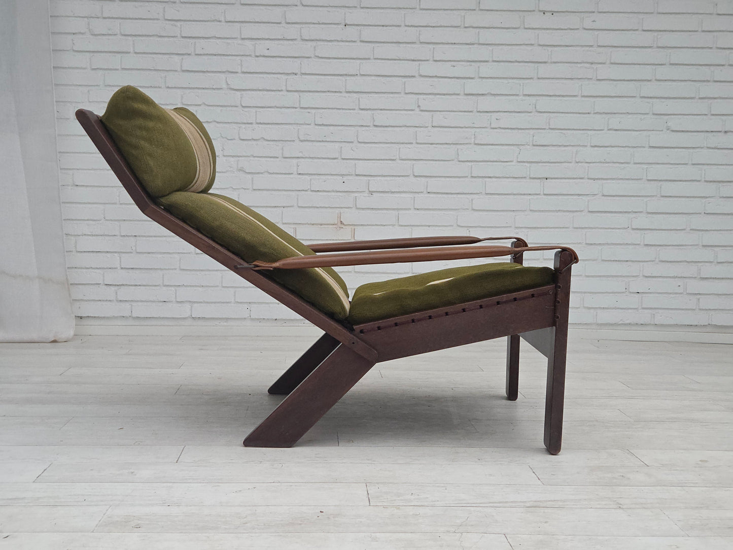 1970s, Norwegian design by Peter Opsvik for Westnofa, highback armchair.