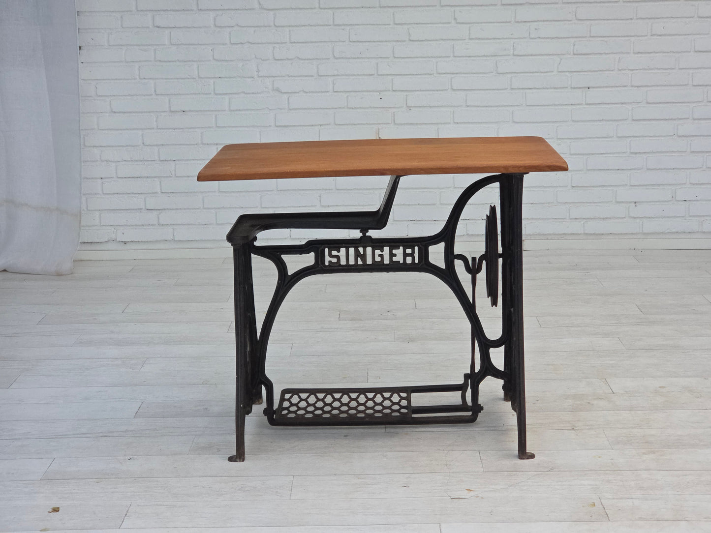 1930s, Singer sewing machine table, solid oak wood, cast iron.