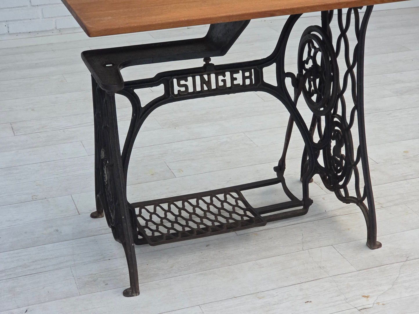 1930s, Singer sewing machine table, solid oak wood, cast iron.