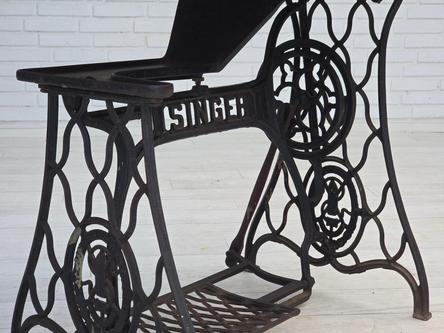 1930s, Singer sewing machine table, solid oak wood, cast iron.