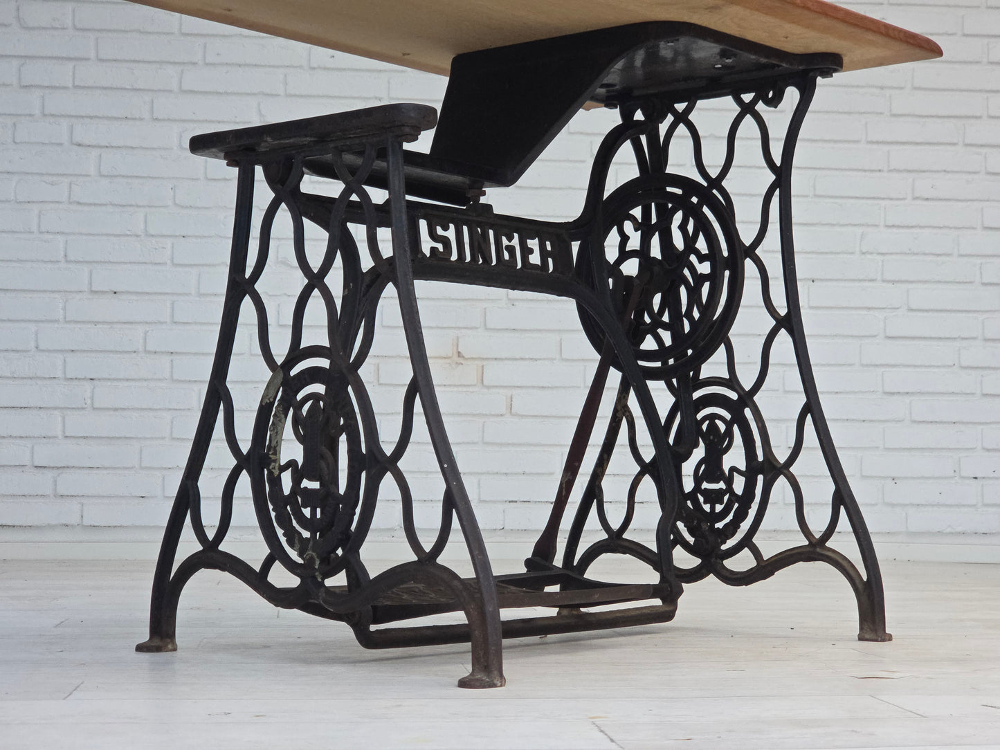 1930s, Singer sewing machine table, solid oak wood, cast iron.