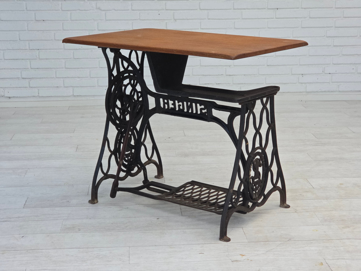 1930s, Singer sewing machine table, solid oak wood, cast iron.