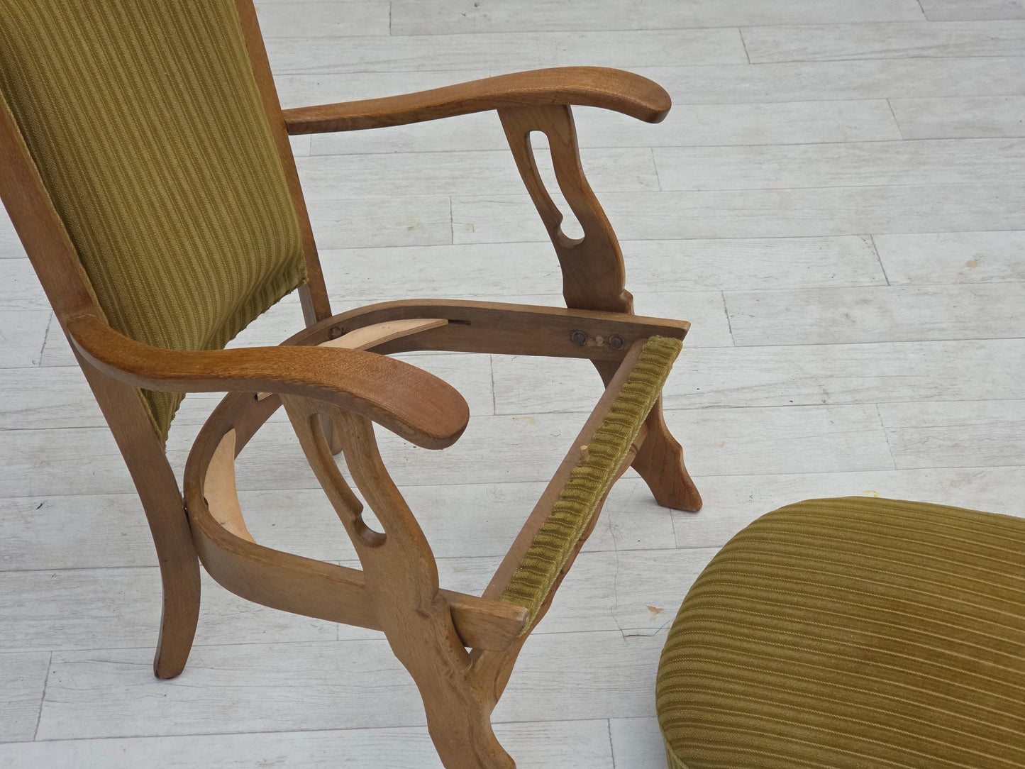 1970s, Scandinavian armchair, cotton/wool fabric, solid oak wood, original condition.