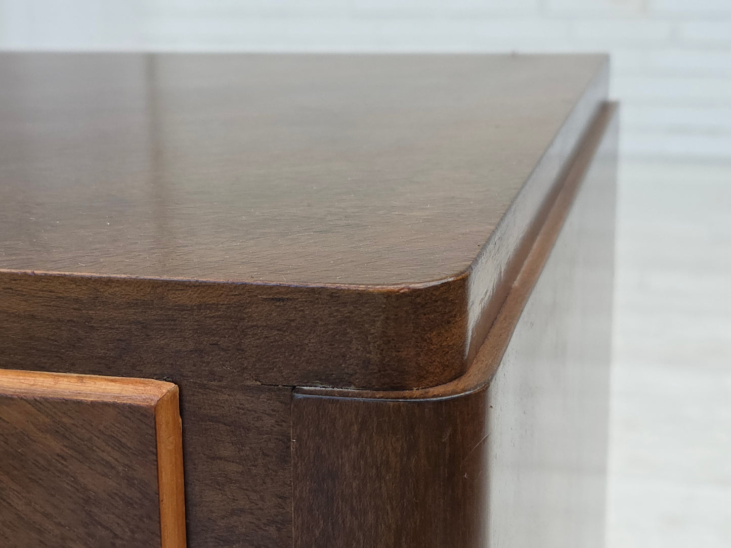 1960s, Danish radio/TV commode, laqered ash wood, wood marquetry door.