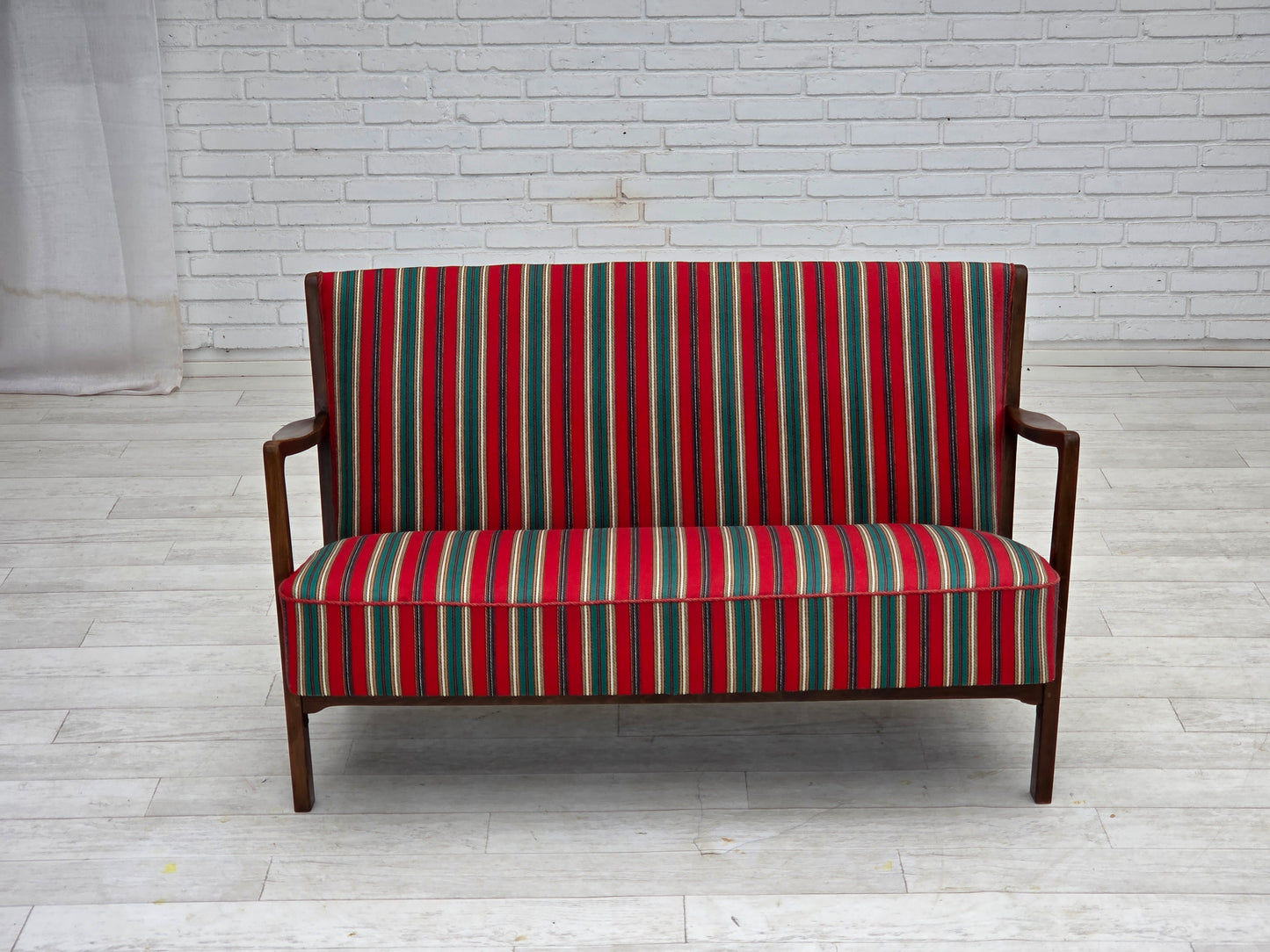 1960s, Danish 2-seater sofa by Fritz Hansen, furniture wool, original condition.