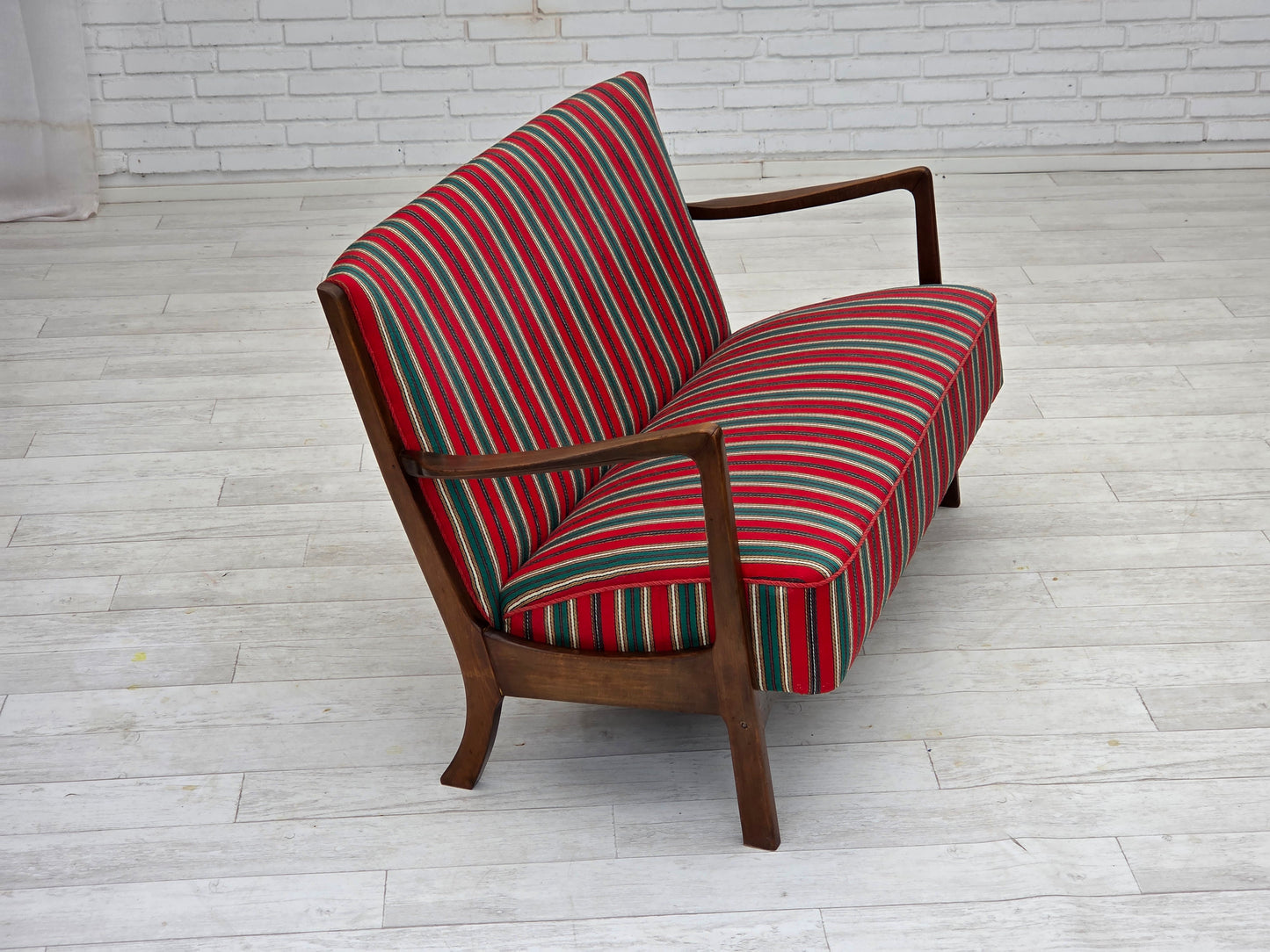 1960s, Danish 2-seater sofa by Fritz Hansen, furniture wool, original condition.