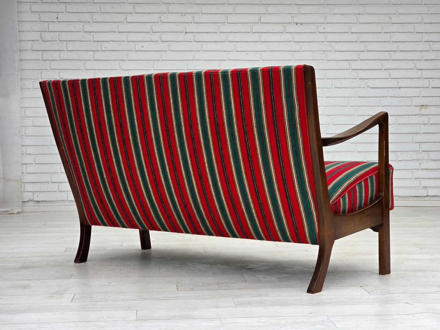 1960s, Danish 2-seater sofa by Fritz Hansen, furniture wool, original condition.