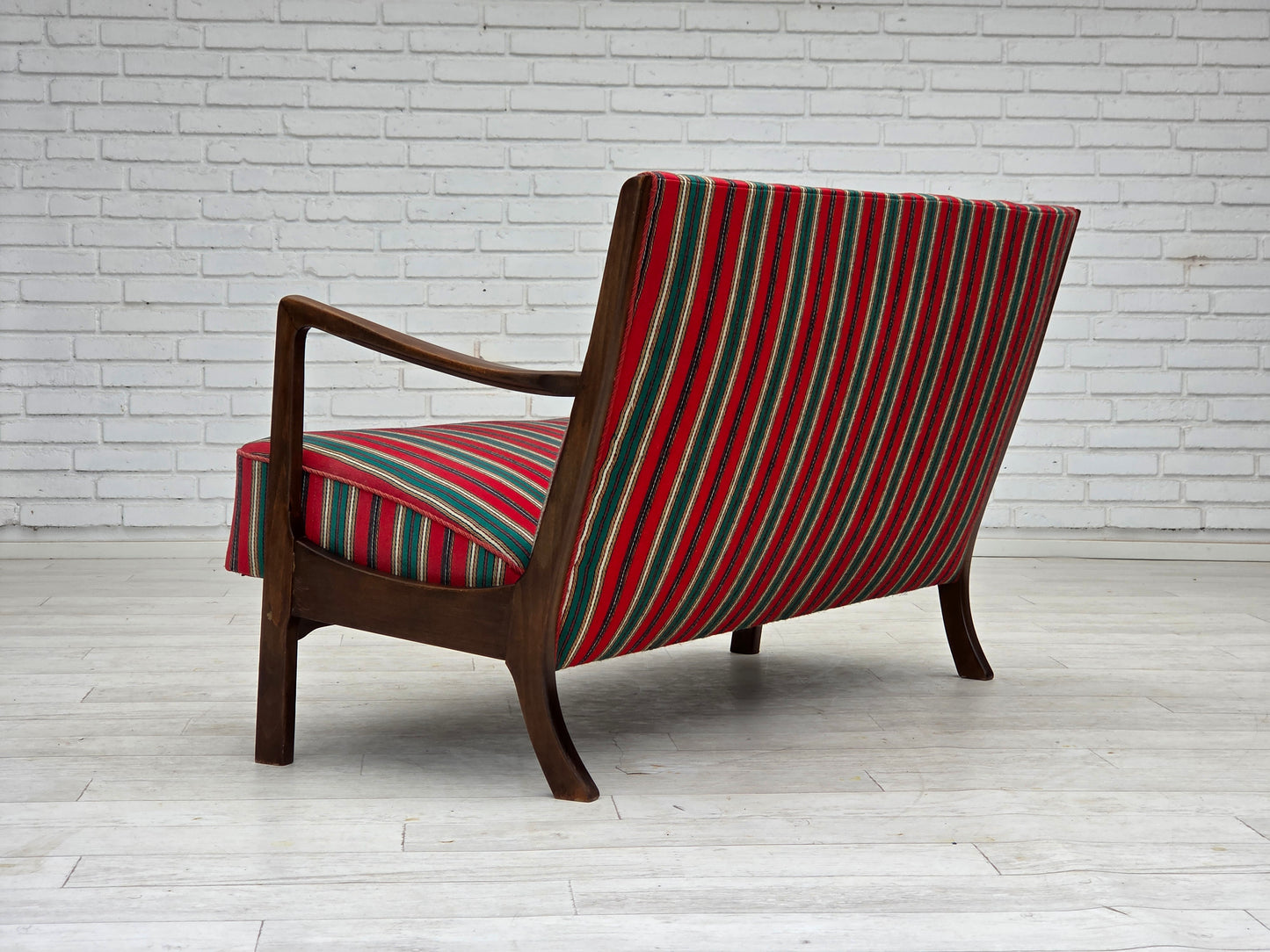 1960s, Danish 2-seater sofa by Fritz Hansen, furniture wool, original condition.